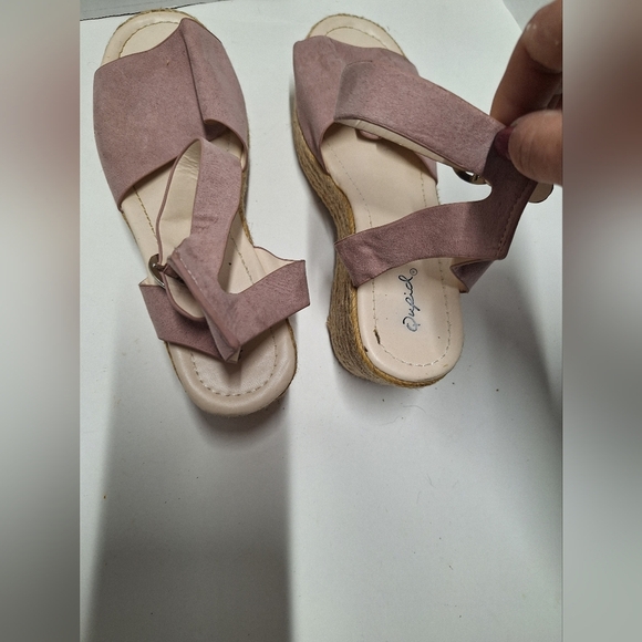 Qupid Women's Sandals in Cream and Brown - Picture 3 of 8